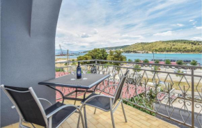 Отель Holiday home Kneza Trpimira I  Трогир